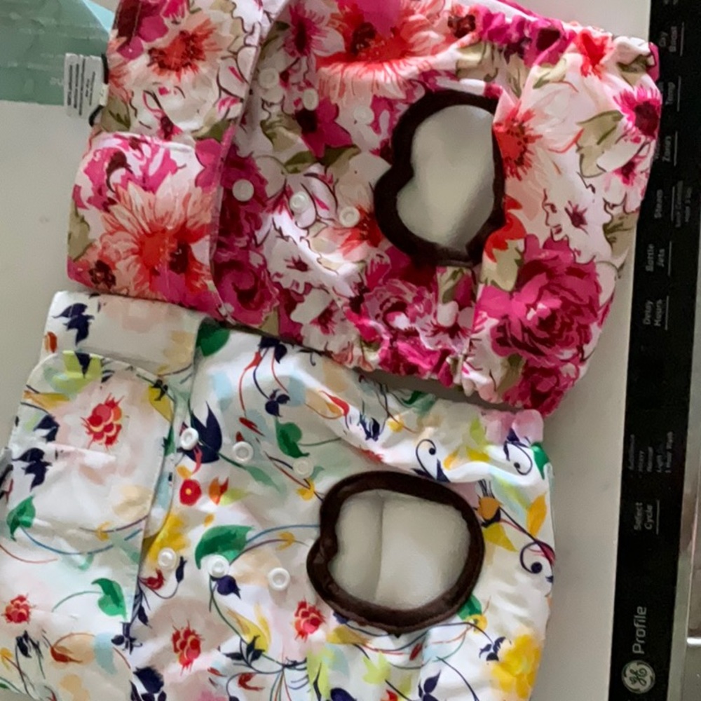 Large washable diaper for dogs brand new never used🐕‍🦺🐕🐩